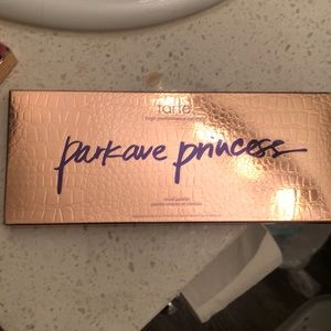 Tarte park ave princess chisel palette